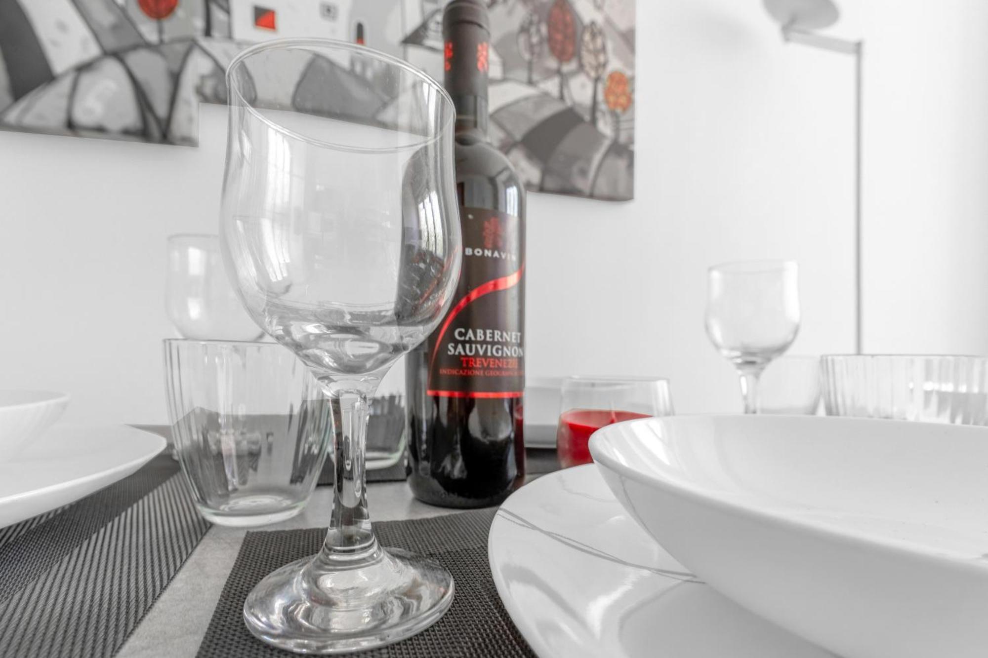 Luxury Dream - Duomo 10min Free Fast Wi-fi And Ac Train Station Porta Vittoria 290mt Apartment